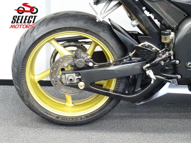yamaha - yzf-r1