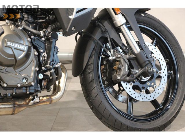 suzuki - v-strom-800