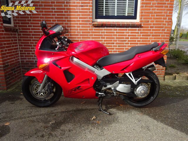 honda - vfr-800-fi