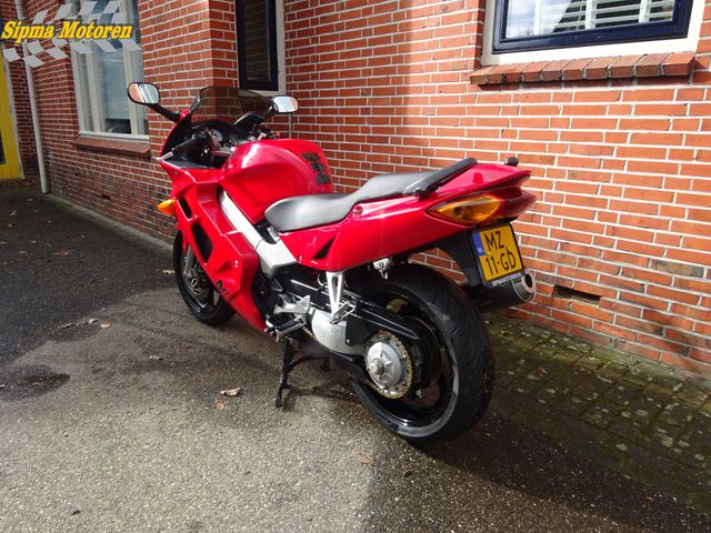 honda - vfr-800-fi