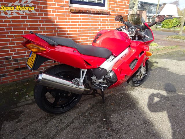 honda - vfr-800-fi