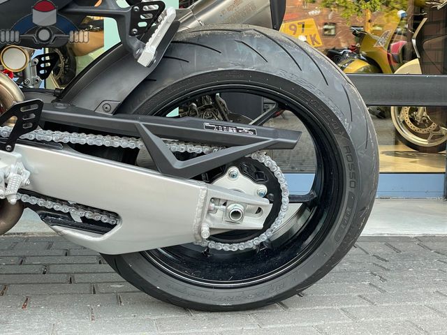aprilia - tuono-v4-1100