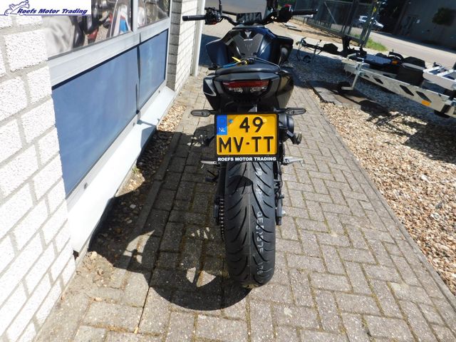 yamaha - mt-09-y-amt