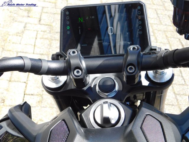 yamaha - mt-09-y-amt