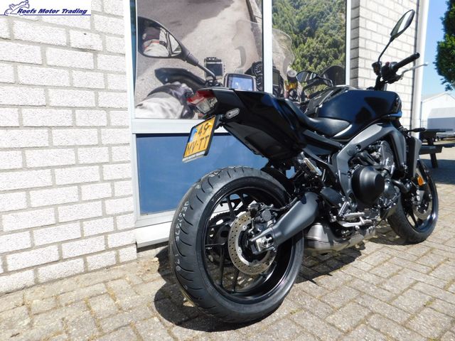 yamaha - mt-09-y-amt