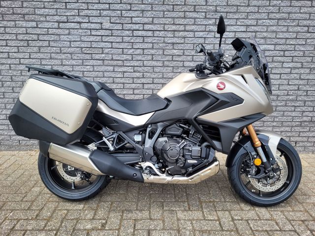 honda - nt-1100-dct