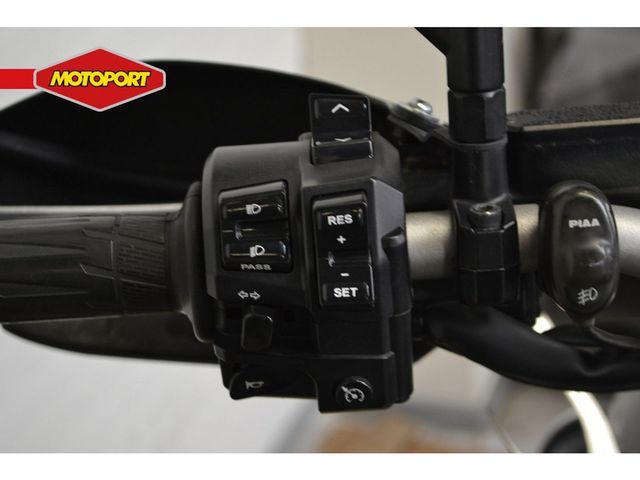 yamaha - xt-1200-z-super-tenere-explorer