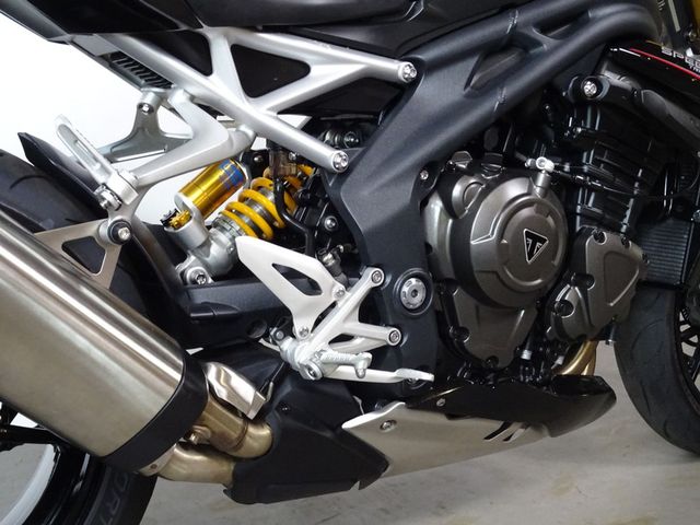 triumph - speed-triple-1200-rs