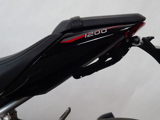 triumph - speed-triple-1200-rs