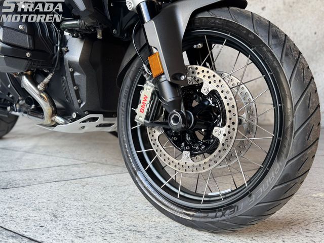 bmw - r-1300-gs-triple-black