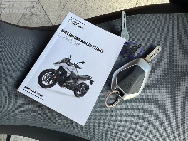bmw - r-1300-gs-triple-black