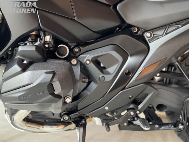 bmw - r-1300-gs-triple-black