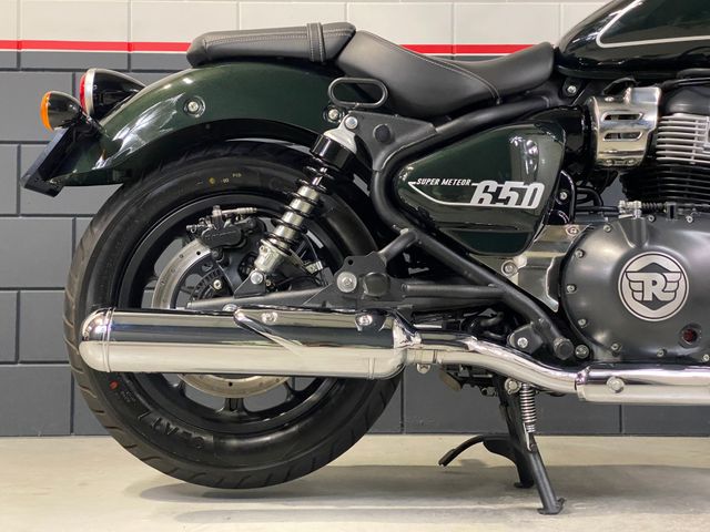 royal-enfield - super-meteor-650