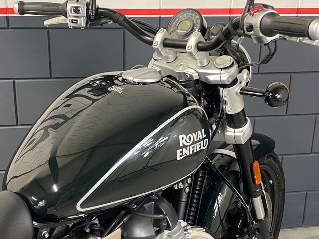 royal-enfield - super-meteor-650