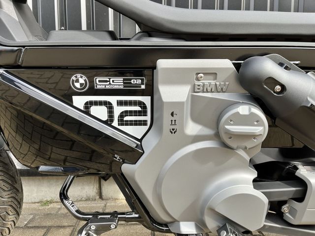 bmw - ce-02