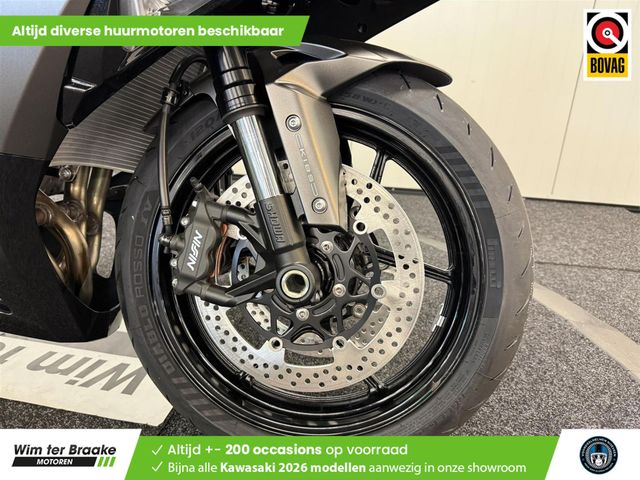 kawasaki - ninja-zx-6r