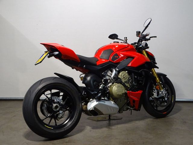 ducati - streetfighter-v4s