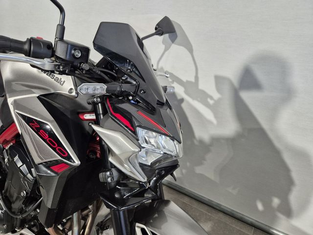 kawasaki - z900