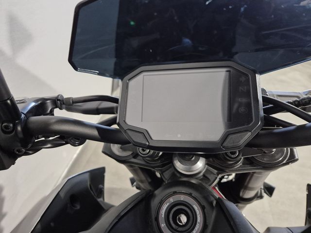 kawasaki - z900