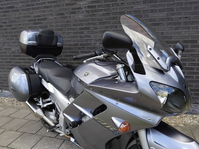 yamaha - fjr-1300
