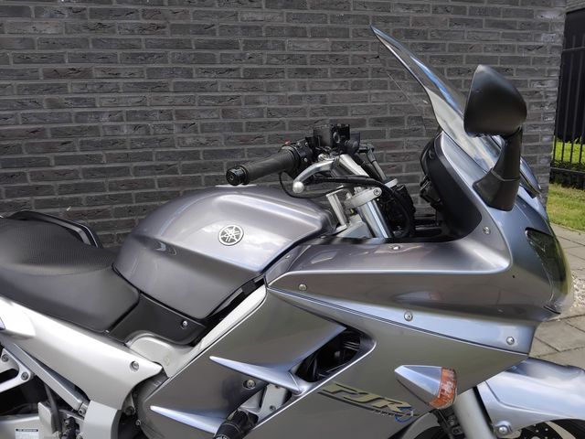 yamaha - fjr-1300