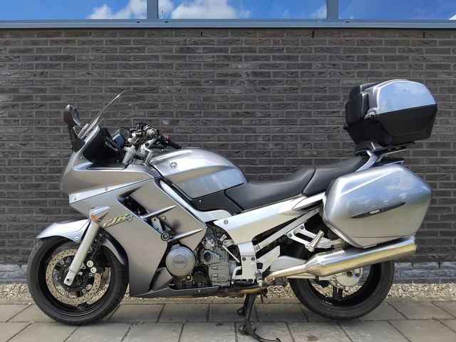 yamaha - fjr-1300