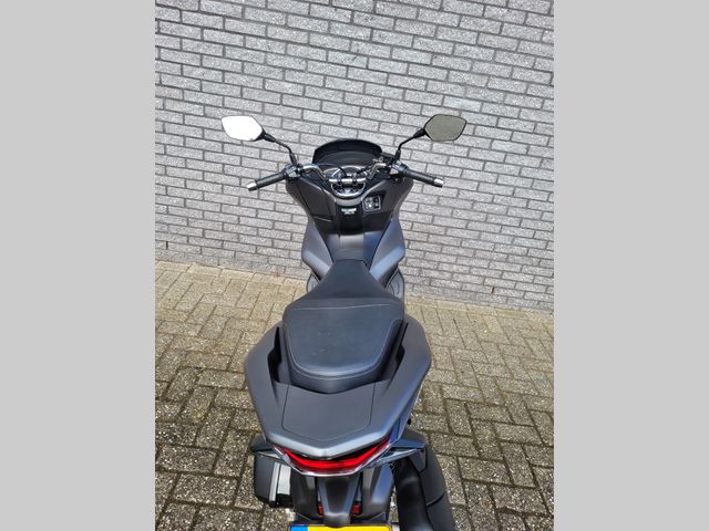 honda - pcx-125-cbs