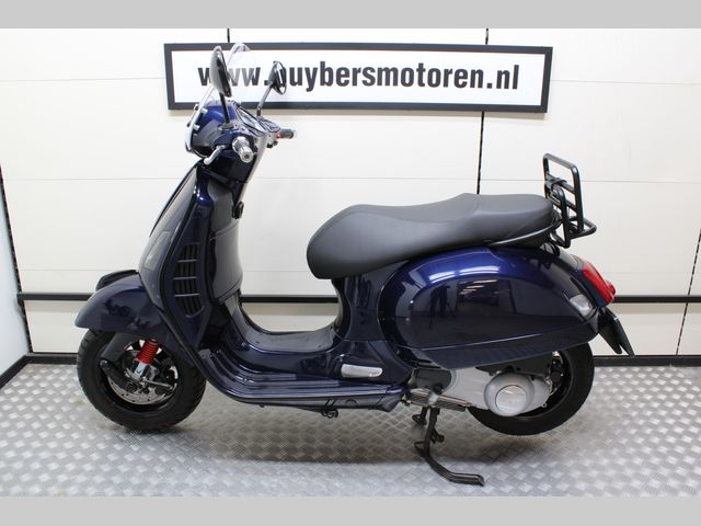 vespa - gts-300