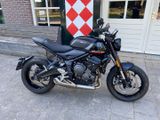 TRIUMPH TRIDENT 660