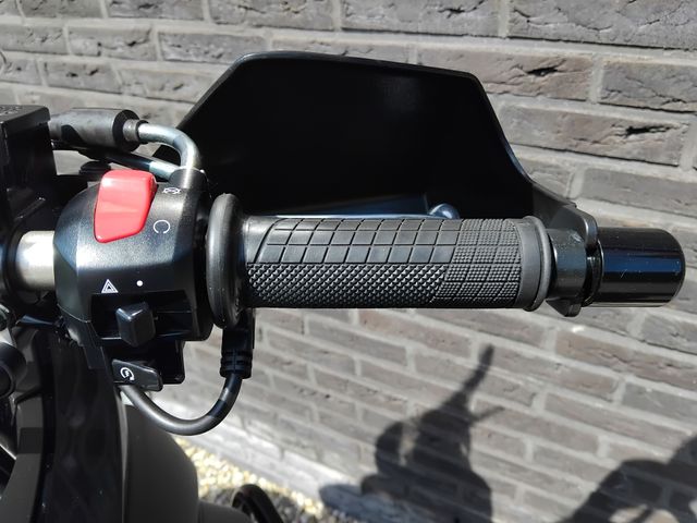 suzuki - v-strom-650-xta
