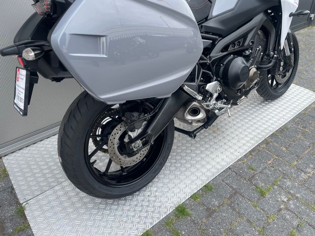 yamaha - tracer-900-abs