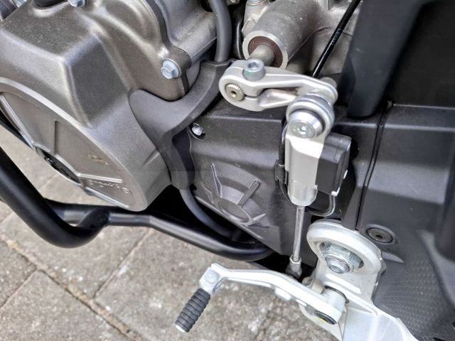 aprilia - tuareg-660