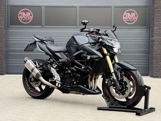 suzuki - gsr-750