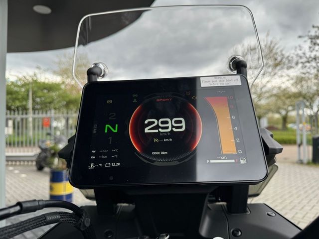 cfmoto - 800-mt-explorer