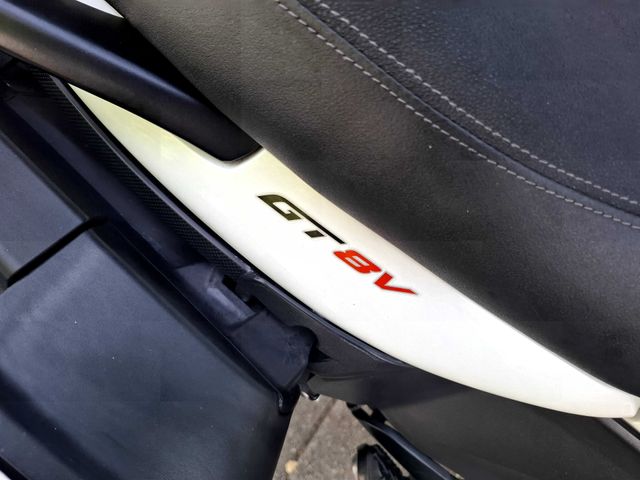moto-guzzi - norge-1200-gt