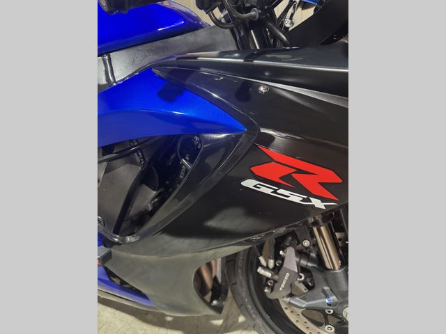 suzuki - gsx-r-750