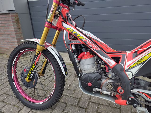 trs - one-rr-250