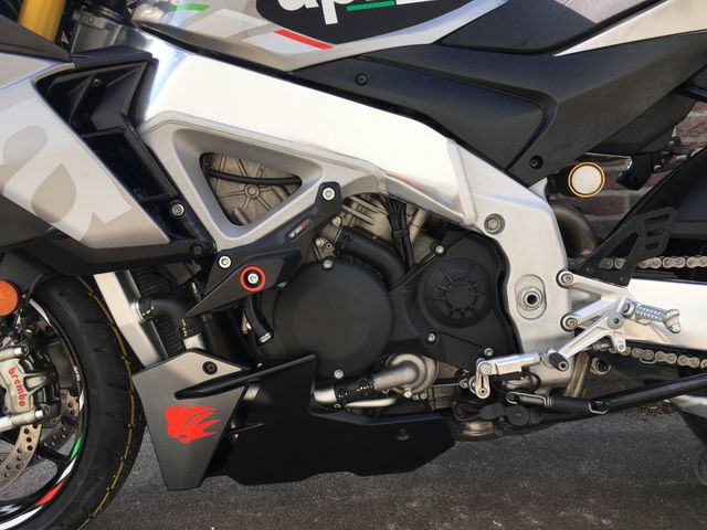aprilia - tuono-v4-1100-rr