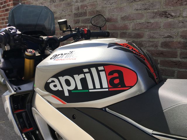 aprilia - tuono-v4-1100-rr