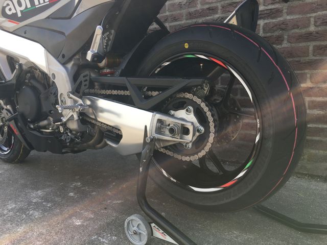 aprilia - tuono-v4-1100-rr