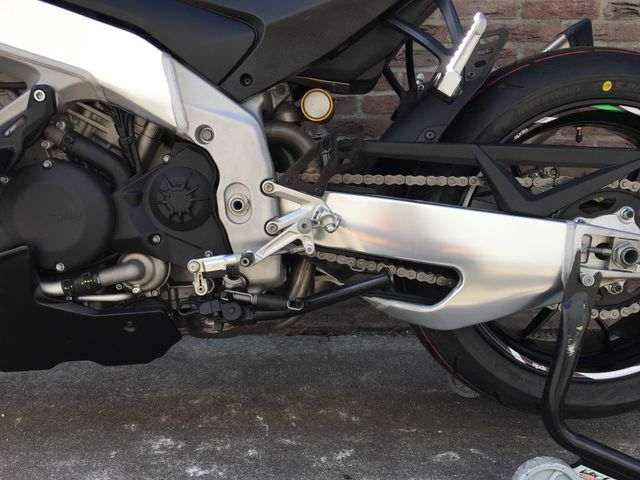 aprilia - tuono-v4-1100-rr
