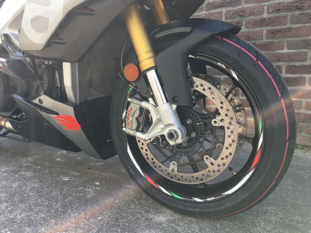aprilia - tuono-v4-1100-rr