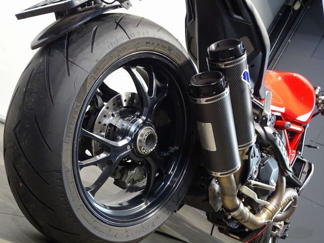 ducati - monster-1200-r