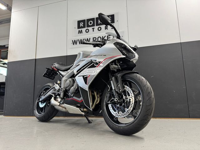 triumph - daytona-660