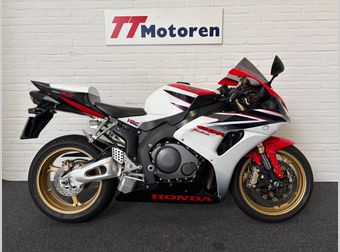 Honda CBR 1000 RR Fireblade 2006 occasion