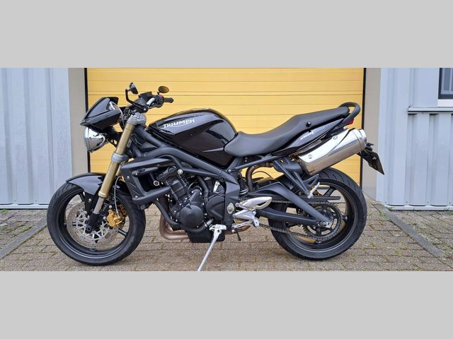 triumph - street-triple-675