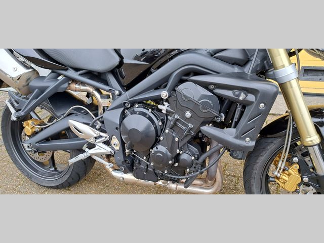 triumph - street-triple-675