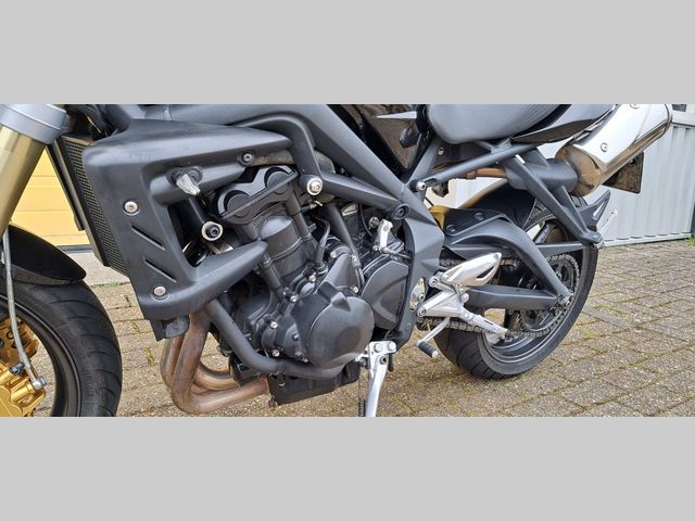 triumph - street-triple-675