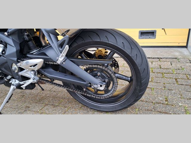 triumph - street-triple-675