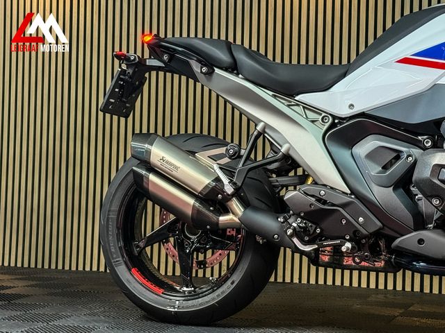 bmw - r-1300-rs